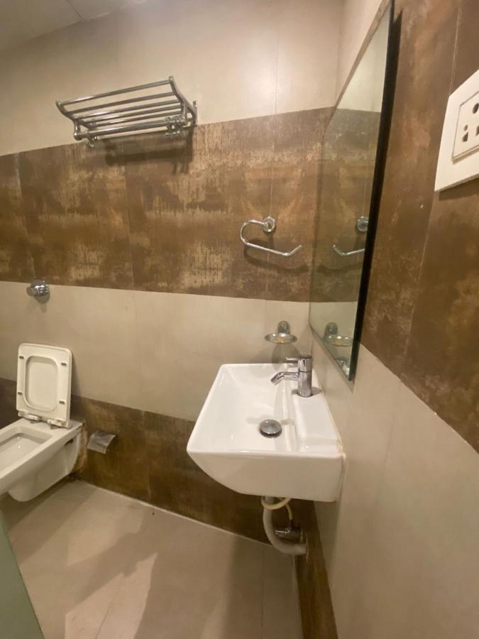 Hotel Garden Creek Residency - Near To Mumbai International Airport Zewnętrze zdjęcie