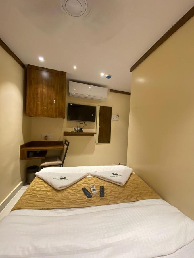 Hotel Garden Creek Residency - Near To Mumbai International Airport Zewnętrze zdjęcie