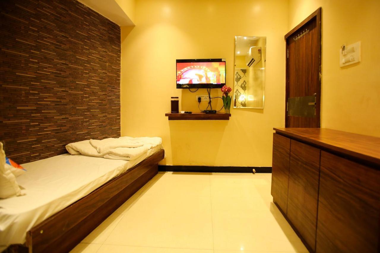 Hotel Garden Creek Residency - Near To Mumbai International Airport Zewnętrze zdjęcie