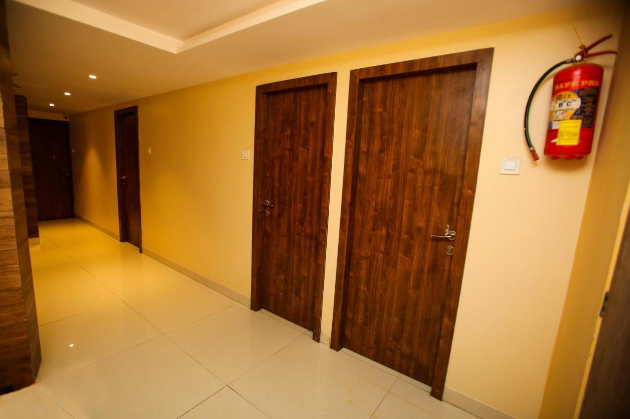 Hotel Garden Creek Residency - Near To Mumbai International Airport Zewnętrze zdjęcie